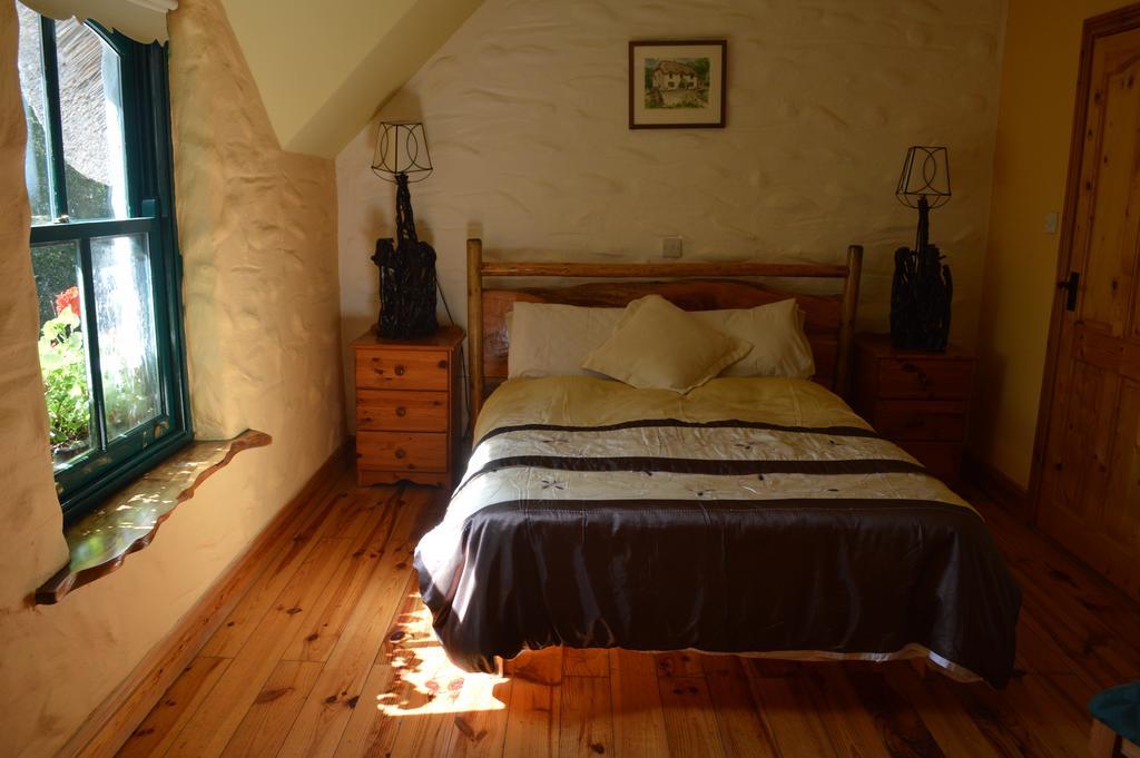 Lissyclearig Thatched Cottage Kenmare Eksteriør bilde